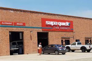 Rigtech-Steel-Structures_Harding-SupaQuick-Auto-Fitment-Center_Commercial-Retail-close up